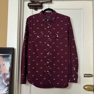 Men’s Old Navy vintage maroon pattern flannel size M